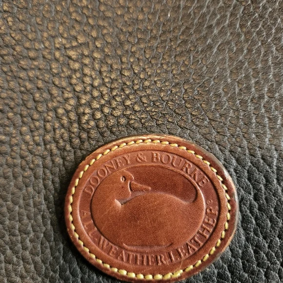 ILove Dooney Bags - Picture 2 of 7